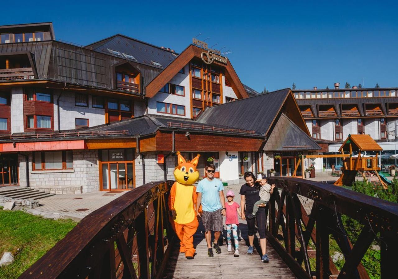 Hotel Grand Jasna Demanovska Dolina Bagian luar foto